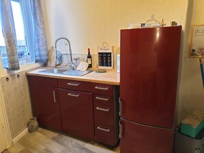 Private kitchen - 97m² apartment in Schlitz with 2 bedrooms in the castle ring (Schlitz)