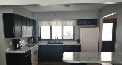 Oak & Arrow Cabin On Bluedog Lake, Waubay - Hunting, Fishing, Vacation
