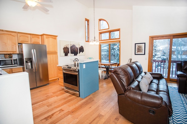 Newly remodeled kitchen with all new appliances