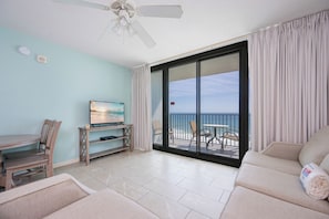 TV - Full Kitchen - Bunks - FREE Wifi - Phoenix Hotels…just like a Condo! (Gulf Shores)