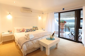 Laptop workspace, rollaway beds, free WiFi, bed sheets