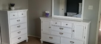 Aggie Home mit einem groĂen Hof