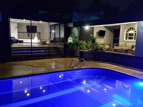 Piscina all'aperto