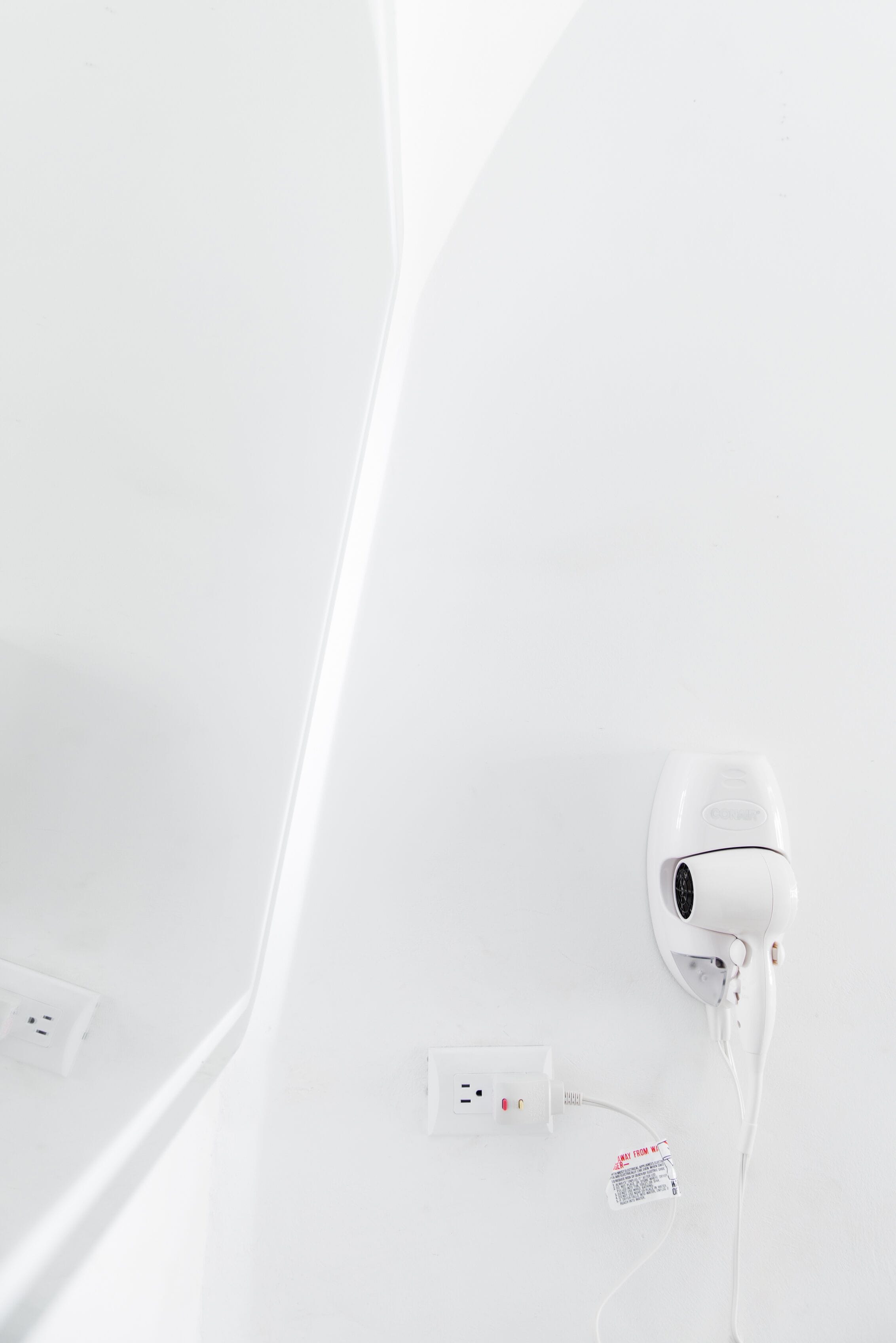 shower, rainfall showerhead, free toiletries, hair dryer