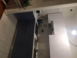 Fridge, microwave, stovetop, dishwasher - Two-room apartment  (Venezia)