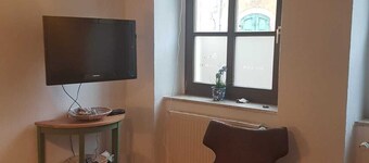 TOP Moderne  Ferienwohnung - frisch renoviert mit Balkon