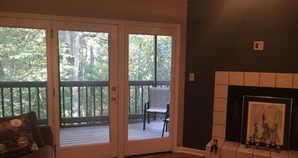 Lake/Golf Vacation Condo