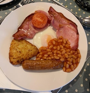 Free daily full breakfast