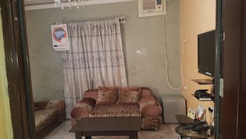 Presidential-Zimmer | Wohnzimmer | 40-Zoll-Fernseher mit Digitalempfang