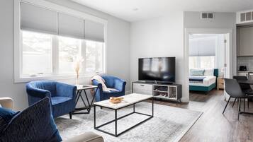Smart TV, books