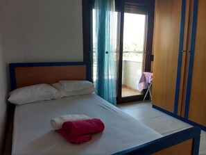 2 bedrooms, WiFi - Hanioti Top Apartment with sea view! (Chaniotis)