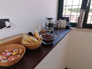 รวมอาหารเช้าแบบท้องถิ่น ทุกวัน