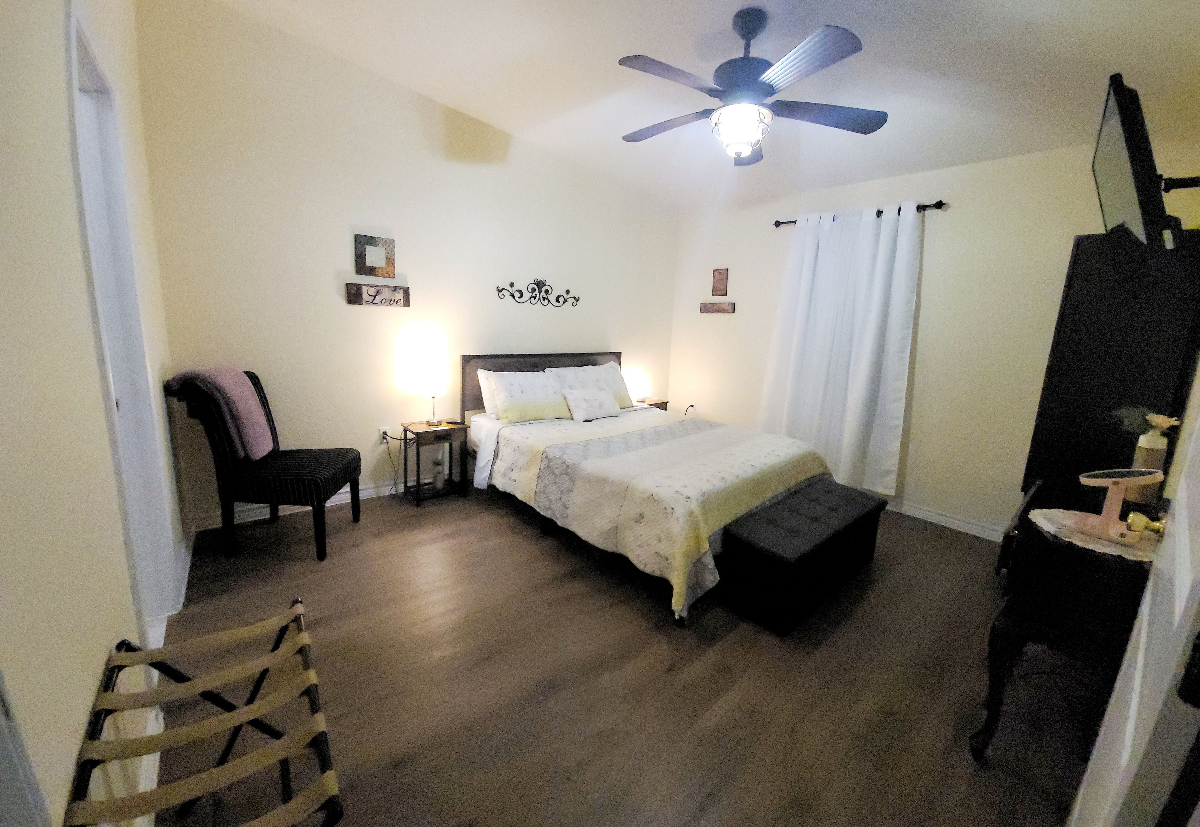 2 間睡房、熨斗/熨衫板、免費 Wi-Fi、床單