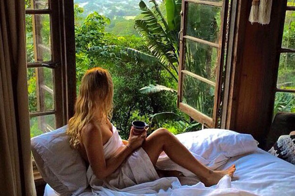 I love sitting here in the bay window.