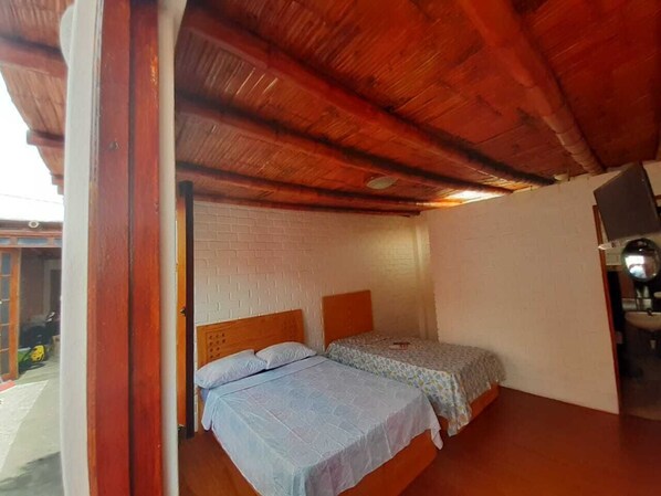 5 bedrooms, WiFi