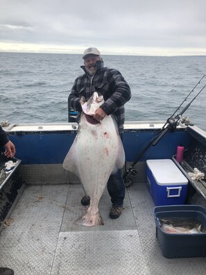 Unclassified image, 4 of 9, button