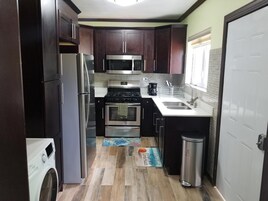 Inn The Town Apartment #2 | 私人厨房 | 电热水壶