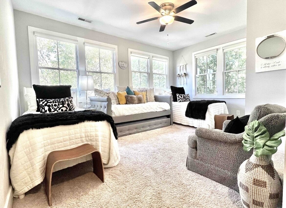 4 chambres, fer et planche à repasser, Wi-Fi gratuit, draps fournis