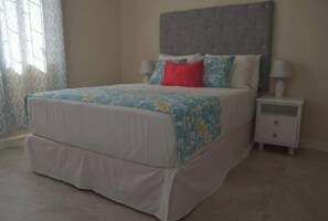 2 bedrooms, in-room safe, iron/ironing board, WiFi