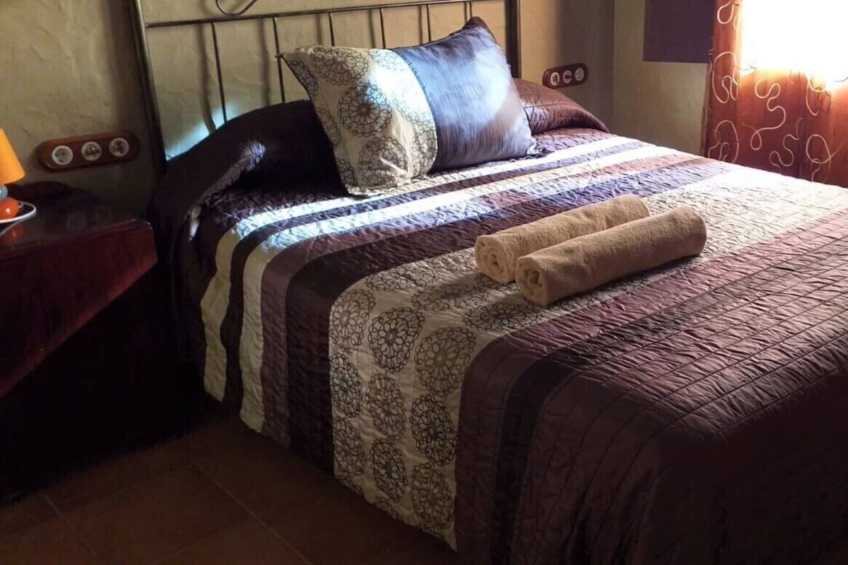 Familienapartment, 2 Schlafzimmer | 2 Schlafzimmer, Daunenbettdecken, individuell dekoriert