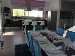 Dineren