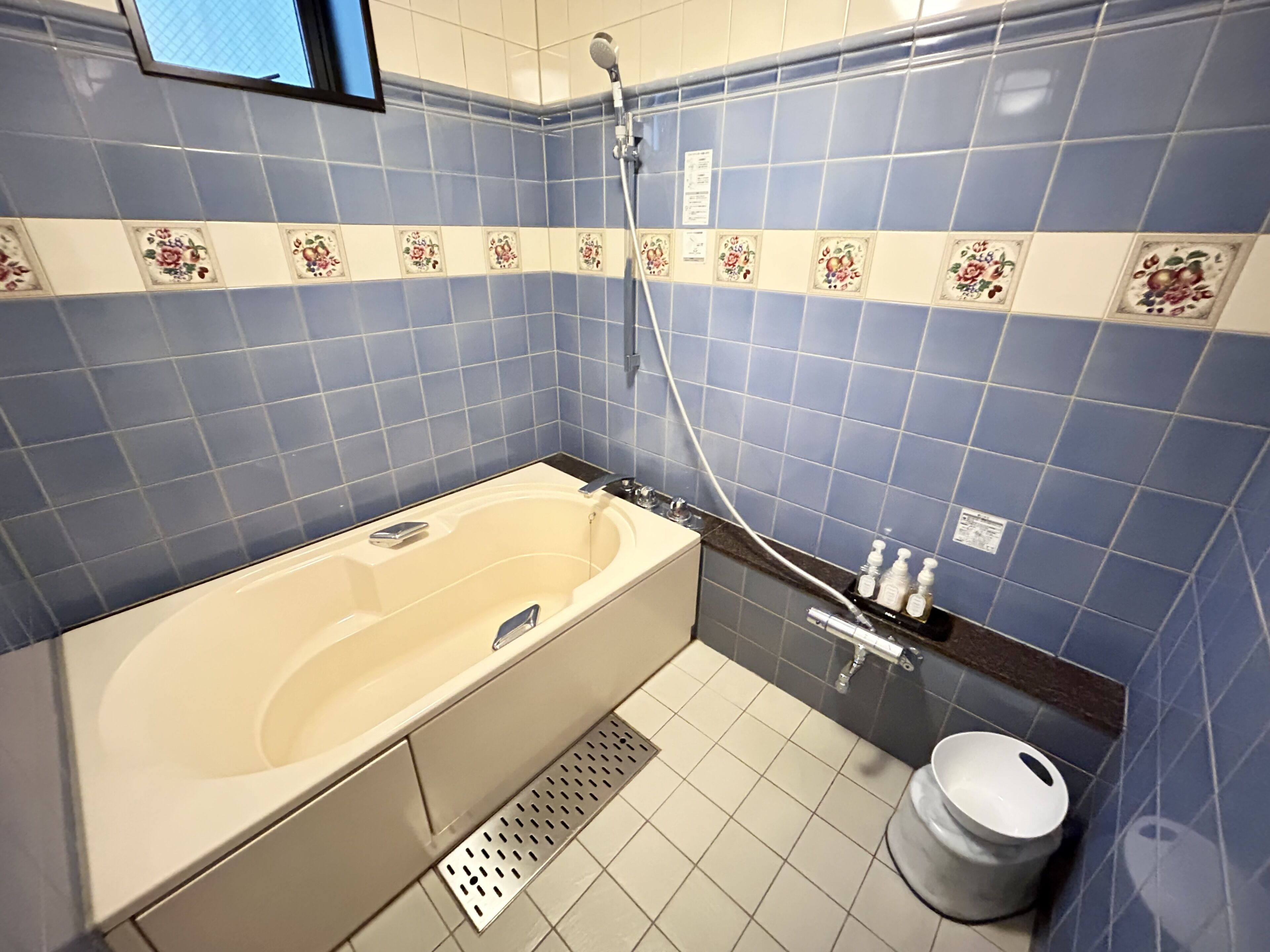 queen double room | bathroom | free toiletries, hair dryer, slippers, electronic bidet