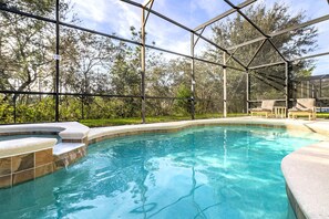 Et oppvarmet basseng