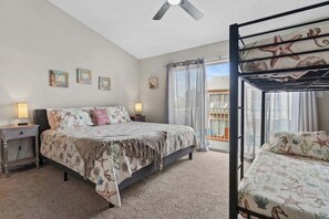3 bedrooms, iron/ironing board, travel cot, free WiFi