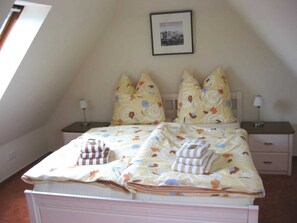3 chambres, lit parapluie, Wi-Fi, draps fournis