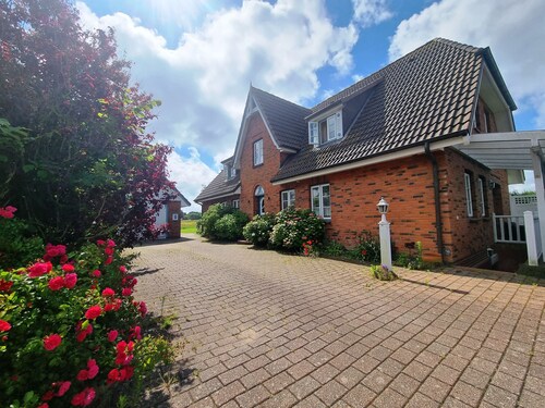 Süüderwoi 13, Saksa