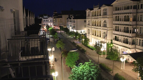 Imagen sin descripción, 1 de 20, botón