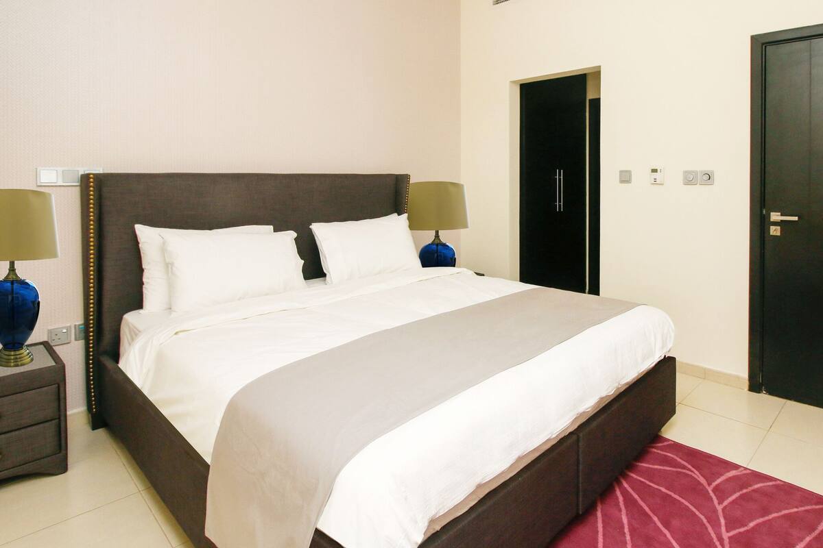 Deluxe Apartment (One-Bedroom Apartment)