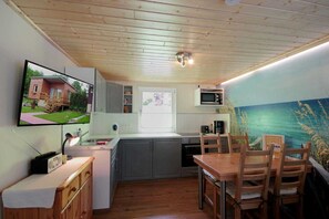 Unclassified image, 4 of 9, button