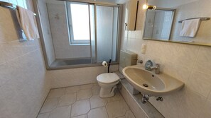 Immagine non classificata, 3 di 9, pulsante