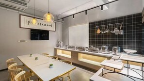 Dining - Vyluk J Hotel Jinan West Railway Station (Jinan)