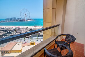 Apartment, 1 Bedroom | Balcony - R&H Rimal 4 (Dubai)