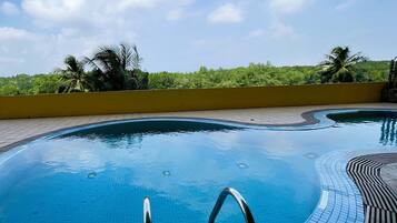 Piscina externa