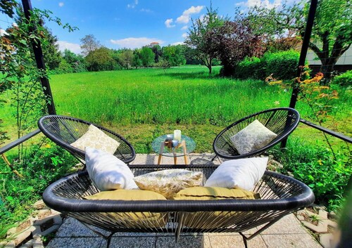 Deerwood- Private large House relax with Bled castle view & Pretty Relax Garden