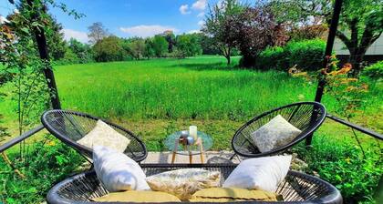 Deerwood- Private large House relax with Bled castle view & Pretty Relax Garden