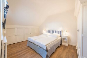 2 bedrooms, in-room safe, WiFi