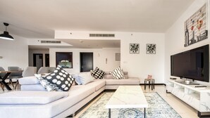 Apartment, 2 Bedrooms | Living room | LCD TV - R&H Murjan 1 (Dubai)