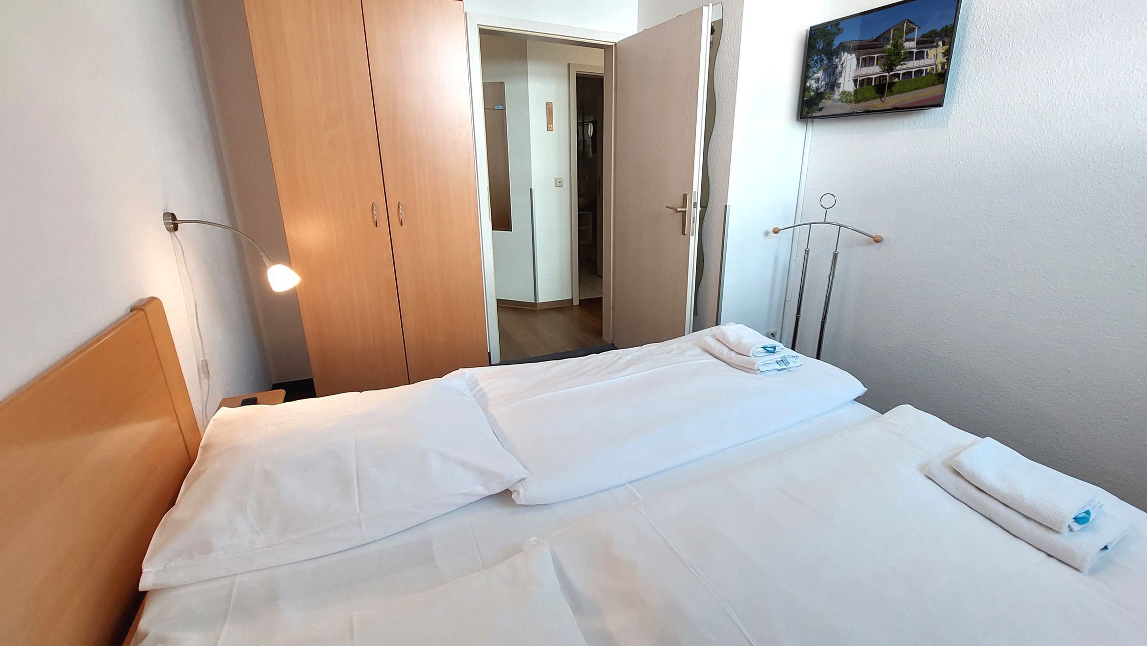 1 habitación, wifi y despertador 