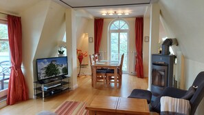 Unclassified image, 4 of 16, button - Villa Aegir, Whg. 12 (Binz)