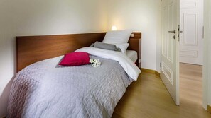 3 Schlafzimmer, Zimmersafe, Reisekinderbett, WLAN