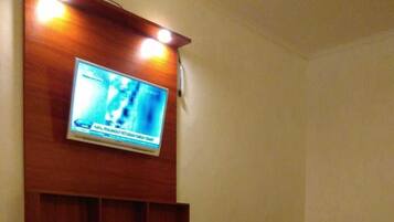 Basic Single Room | Free WiFi