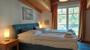 Unclassified image, 4 of 17, button