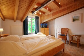 Unclassified image, 4 of 10, button