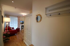 Unclassified image, 4 of 13, button - Villa Danae - 90767, Germany (Binz)