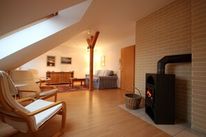 Fernseher, Kamin