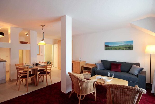 Imagen sin descripción, 1 de 8, botón